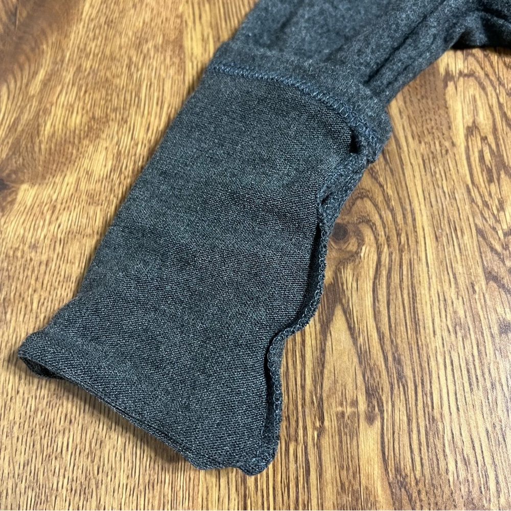 Ladies Revelation brand “flip” Sweater size medium - Picture 6 of 13